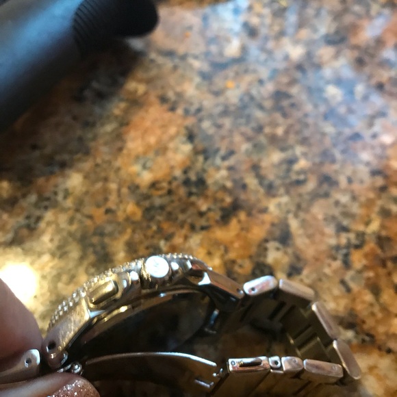 Michael Kors Watch - Picture 5 of 5